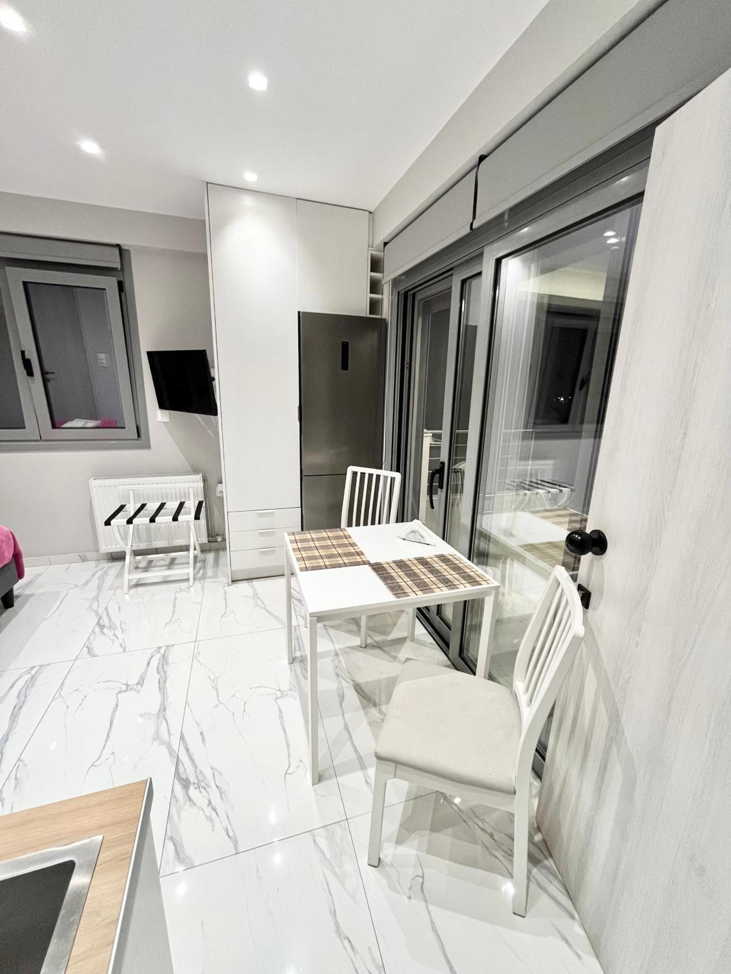 Blueline Apartment 2 Loutráki Exteriér fotografie